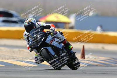 media/Mar-28-2022-Superbike Trackdays (Mon) [[b8603d0f67]]/Novice Group (1130am-12pm)/Turn 2/